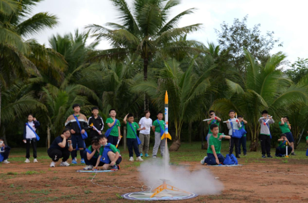 廣州市天河區華陽(yáng)小學(xué)“探索娃”開(kāi)啟航天科普研學(xué)之旅