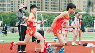 這里的孩子，把運動(dòng)會(huì )上進(jìn)了&ldquo;體育課&rdquo;