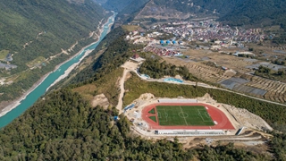 在西藏墨脫，&ldquo;秘境&rdquo;里的孩子有個(gè)足球夢(mèng)