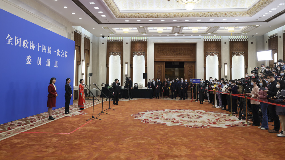 全國政協(xié)十四屆一次會(huì )議第三場(chǎng)&ldquo;委員通道&rdquo;集體采訪(fǎng)活動(dòng)
