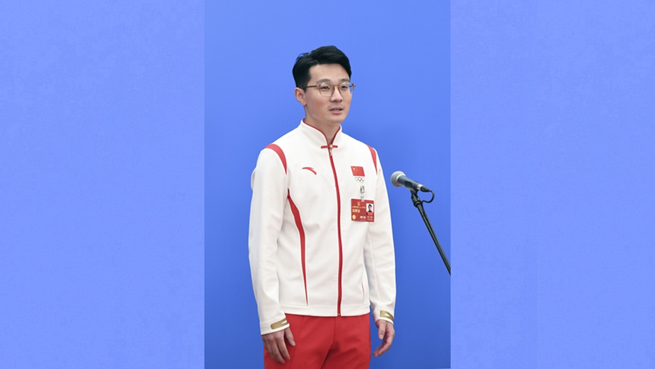 全國人大代表任子威接受媒體采訪(fǎng)