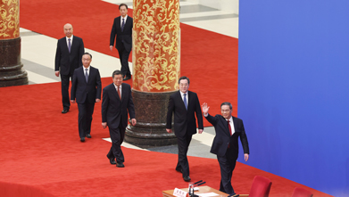 李強總理出席記者會(huì )并回答中外記者提問(wèn)