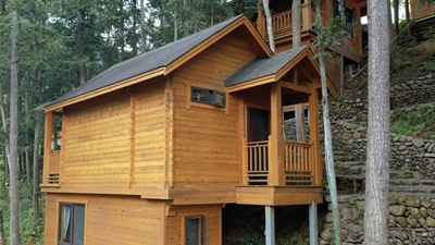 向綠而行&mdash;&mdash;長(cháng)江邊的三個(gè)生態(tài)故事