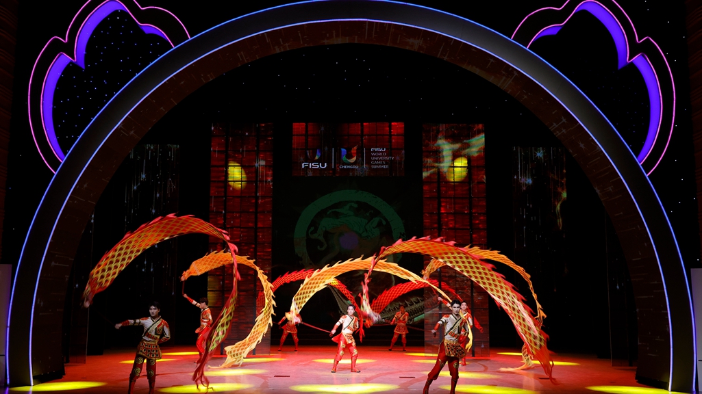 &ldquo;中華體育精神頌&rdquo;成都大運站中國功夫專(zhuān)場(chǎng)展演暨優(yōu)秀運動(dòng)員交流活動(dòng)在大運村舉行