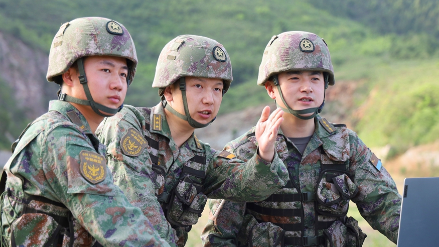 緊盯未來(lái)戰場(chǎng)的&ldquo;聯(lián)合作戰精算師&rdquo;&mdash;&mdash;記&ldquo;最美新時(shí)代革命軍人&rdquo;袁偉