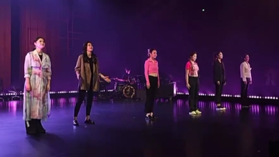 田沁鑫走進(jìn)文化濟寧 探班音樂(lè )話(huà)劇《未&middot;來(lái)》