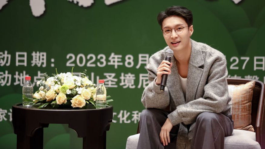 藝術(shù)工坊進(jìn)行時(shí)｜張藝興 追求獨一無(wú)二的表演令人著(zhù)迷