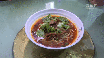 航天員心心念念的這碗牛雜面，安排！