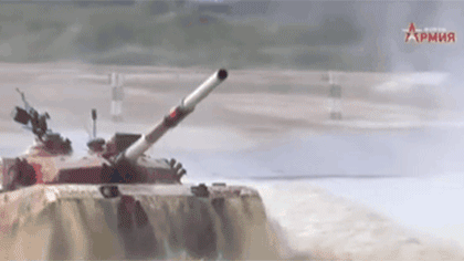 &ldquo;國際軍事比賽-2021&rdquo;：中國隊晉級&ldquo;坦克兩項&rdquo;單車(chē)賽半決賽