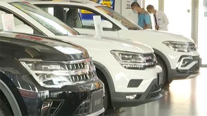 全球汽車(chē)業(yè)&ldquo;芯荒&rdquo;：&ldquo;金九銀十&rdquo;提車(chē)延期加價(jià)售賣(mài)普遍