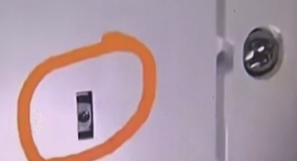 猖狂的&ldquo;針孔攝像頭&rdquo;瘋狂偷拍與偷竊 大肆竊取個(gè)人隱私