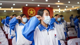 以青春之我，貢獻偉大時(shí)代