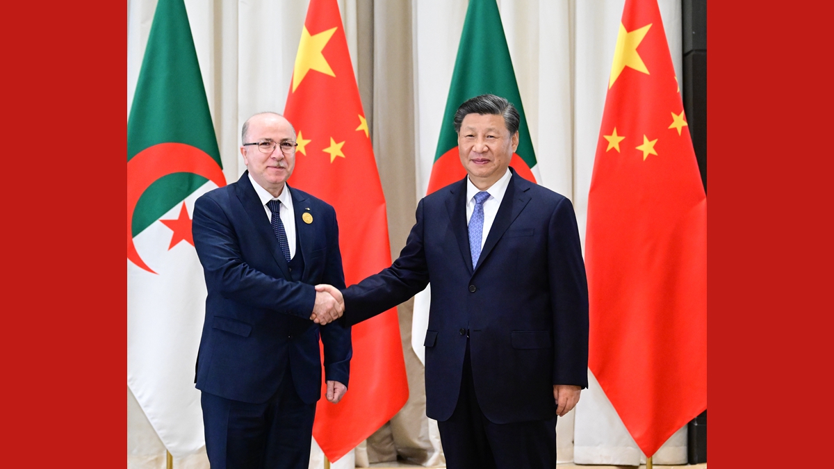 習近平會(huì )見(jiàn)阿爾及利亞總理阿卜杜拉赫曼