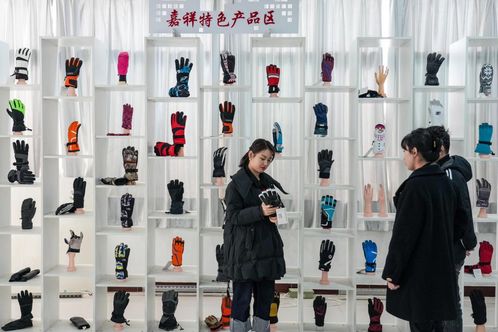 山東嘉祥:小手套 大產(chǎn)業(yè)