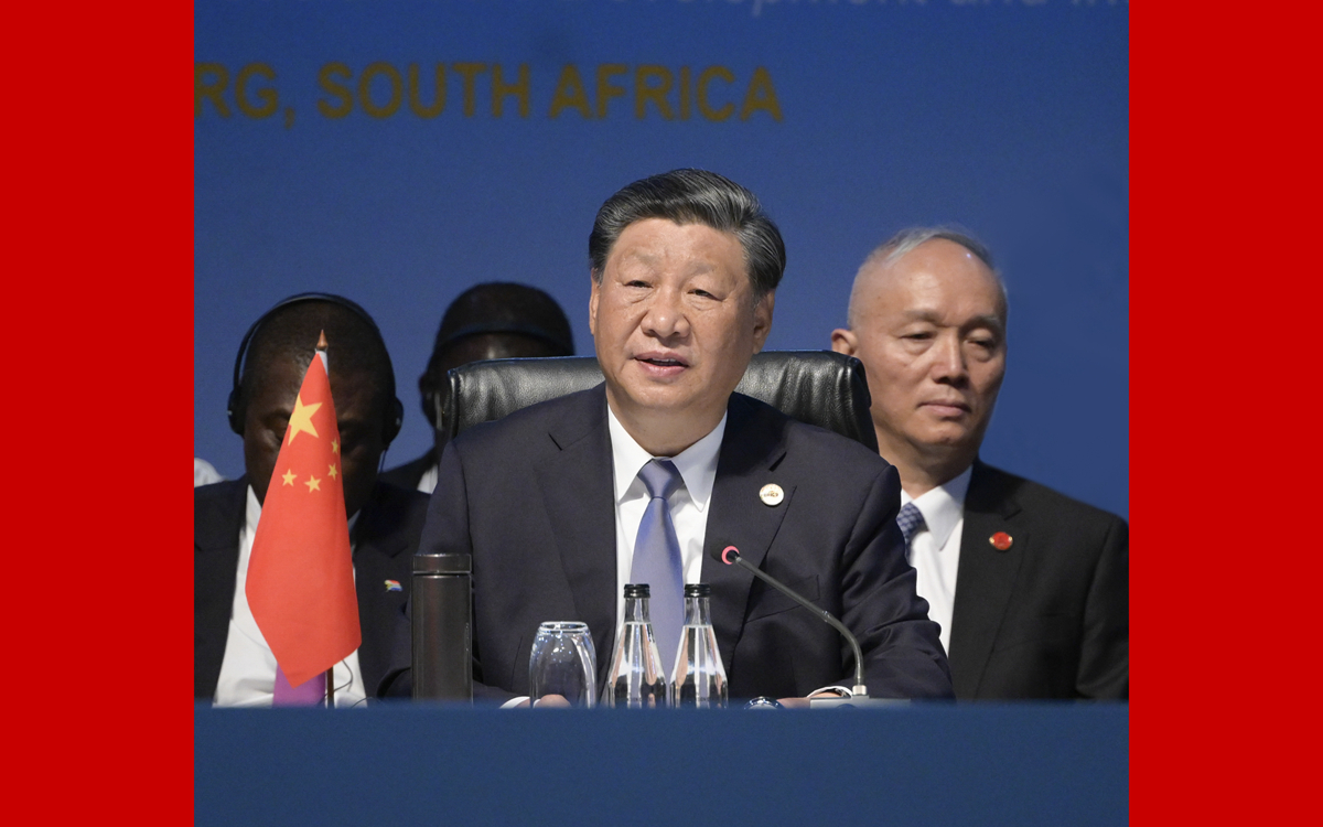 習近平出席金磚國家同非洲國家及其他新興市場(chǎng)和發(fā)展中國家領(lǐng)導人對話(huà)會(huì )